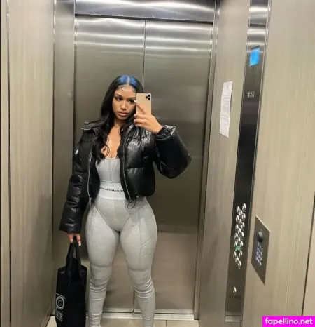 Ambrr OnlyFans Thumbnail #ZdSxXSu8G8