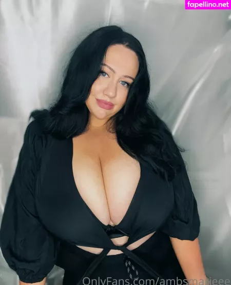 Ambsmarieee OnlyFans Thumbnail #uC4zvy6dQw