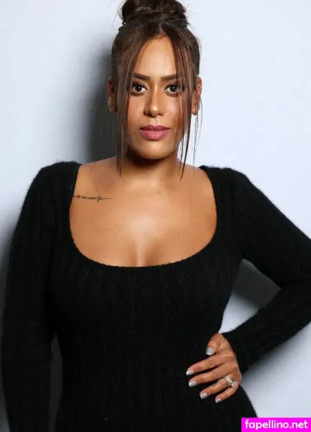 Amel Bent OnlyFans Thumbnail #pqSx7qY3Oh
