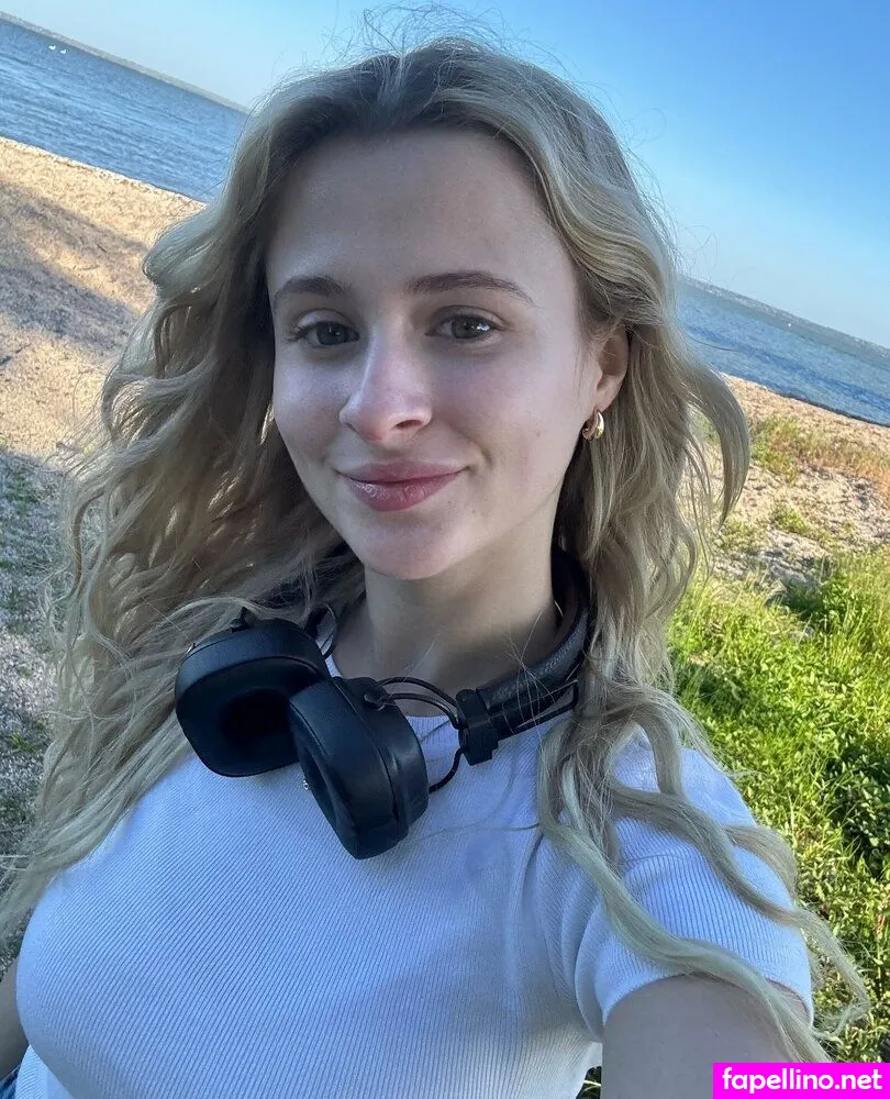 amel.lia, lyameylya Nude Leaked OnlyFans Photo #MKLB7LpExE