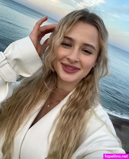 Amel Lia OnlyFans Thumbnail #SztefYtfa8