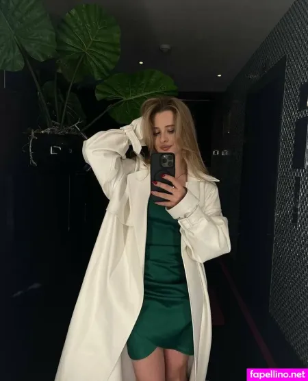 Amel Lia OnlyFans Thumbnail #Y4VITEmGOE