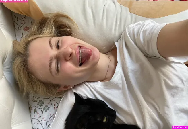 Amel Lia OnlyFans Thumbnail #Yg5nsKhmgC