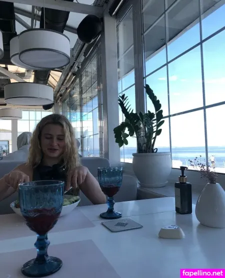 Amel Lia OnlyFans Thumbnail #d529eEEoWn