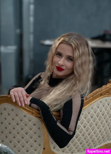 Amel Lia OnlyFans Thumbnail #q4pVZkkEva