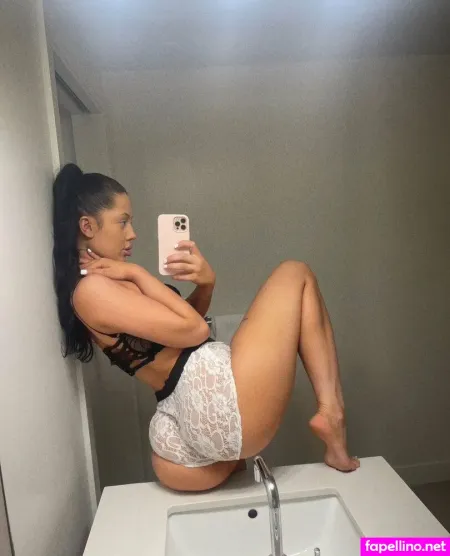 Amelaomore OnlyFans Thumbnail #luYm3KXQ97