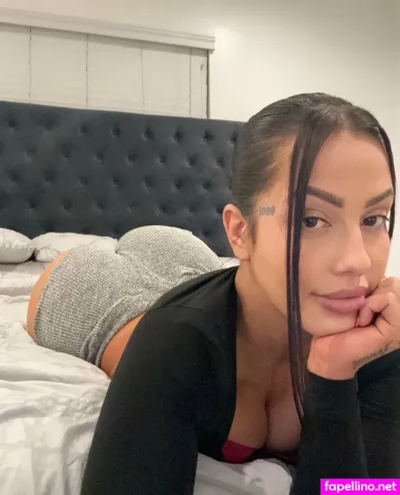 Amelaomorrr OnlyFans Thumbnail #6UxXNIcfgX