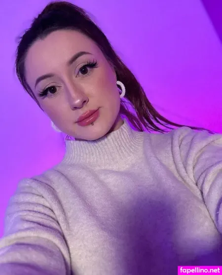 Ameli Kanari OnlyFans Thumbnail #N7l2xxNDD0