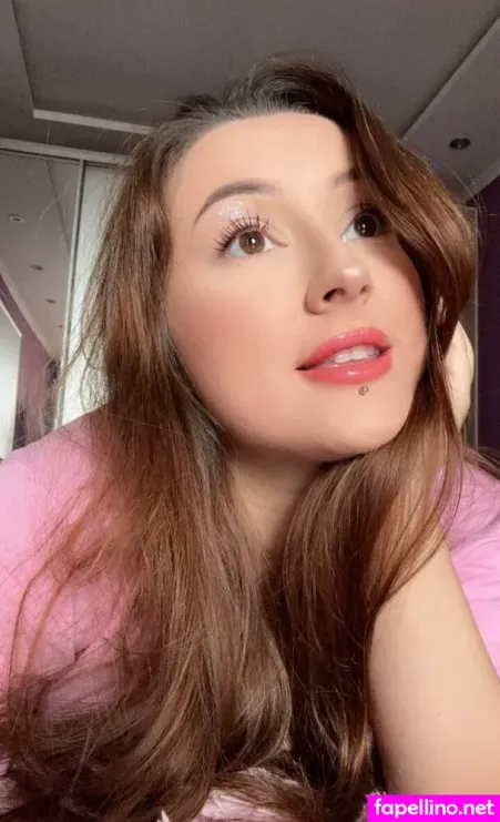 Ameli Kanari OnlyFans Thumbnail #VXAmSv99dr