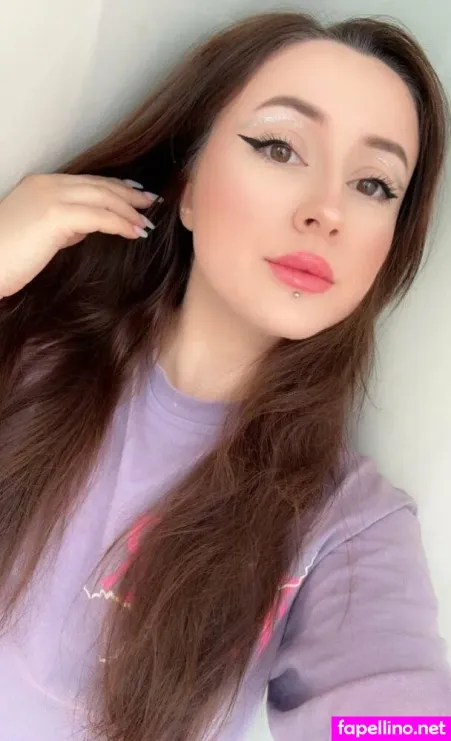 Ameli Kanari OnlyFans Thumbnail #h4MgsBv3HY