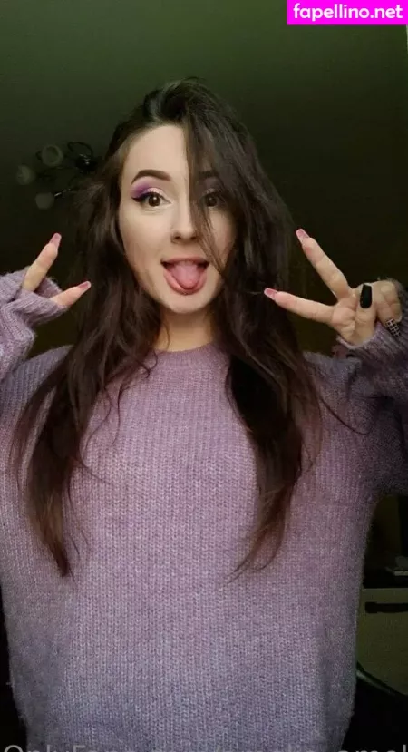 Amelia Ameli OnlyFans Thumbnail #B54XrLiu0e