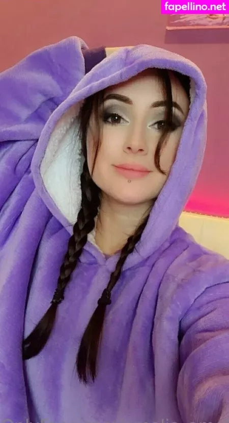 Amelia Ameli OnlyFans Thumbnail #Wzt5H7XCfD