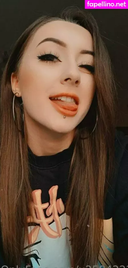Amelia Ameli OnlyFans Thumbnail #xKOZ6n5lN3