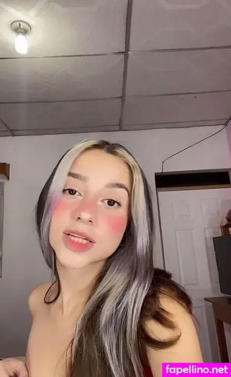 Amelia Archila OnlyFans Thumbnail #9puND5RvTV