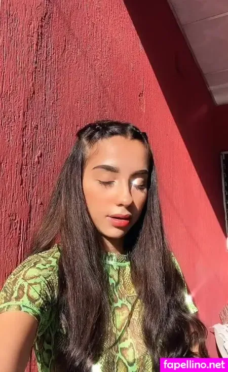 Amelia Archila OnlyFans Thumbnail #aTbCR0MDnS