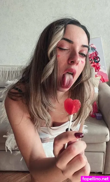 Amelia Blisss OnlyFans Thumbnail #Ejgx7dOUFv
