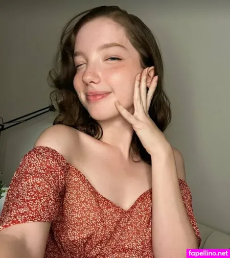 Amelia Blond OnlyFans Thumbnail #AdaFUqIEnz