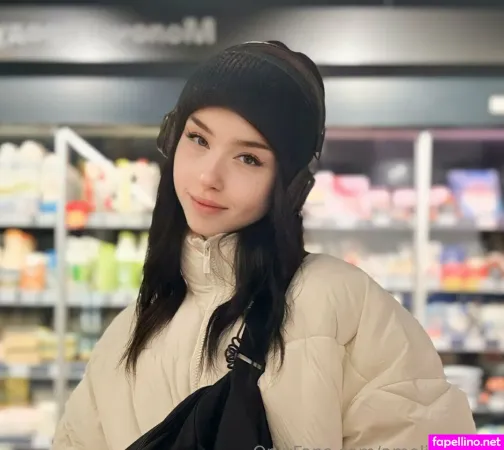 Amelia Blond OnlyFans Thumbnail #ng0cfhH0oi