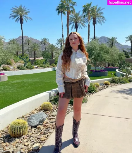 Amelia Dimoldenberg OnlyFans Thumbnail #6hji8E0ERl