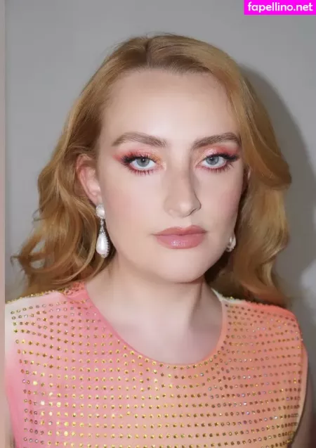 Amelia Dimoldenberg OnlyFans Thumbnail #QpakpQThxl