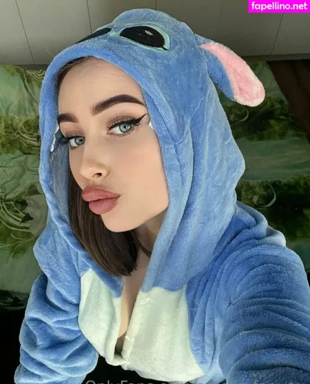 Amelia For You OnlyFans Thumbnail #6pY6RfKNNf