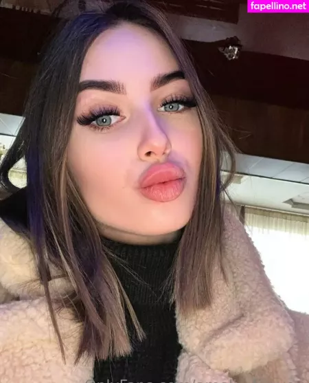 Amelia For You OnlyFans Thumbnail #vJdDZAcwGA