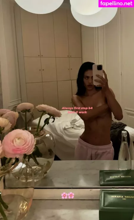 Amelia Gray Hamlin OnlyFans Thumbnail #1DpeLVmzhr
