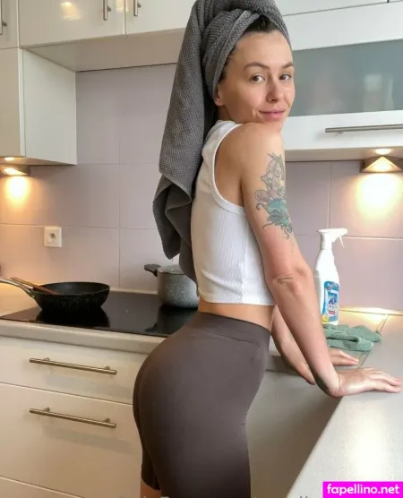 Amelia Holmes OnlyFans Thumbnail #8E3Icc8qxx