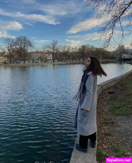 Amelia Holmes OnlyFans Thumbnail #TvFCIIzblg