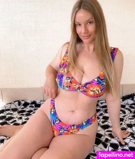 Amelia Jaane OnlyFans Thumbnail #iHnTniWYp4