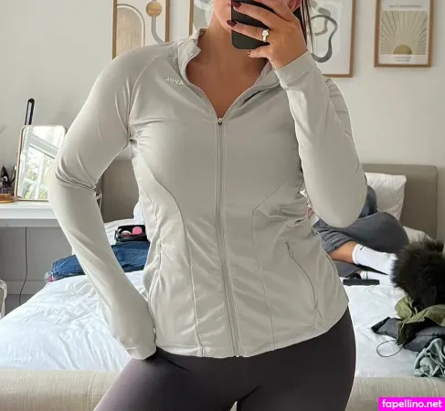 Amelia Loraine OnlyFans Thumbnail #PTNznPMP2i