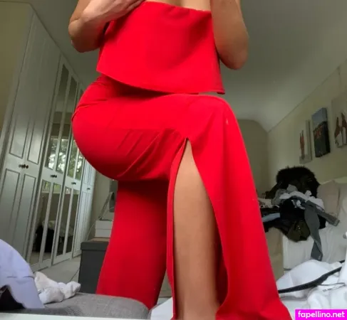 Amelia Loraine OnlyFans Thumbnail #c3PLWEdyCo