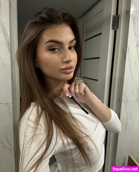 Amelia Lovis OnlyFans Thumbnail #LXy0jBgRjS