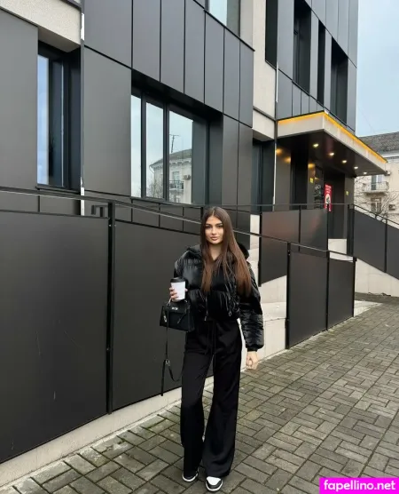 Amelia Lovis OnlyFans Thumbnail #dgShbcAQqp