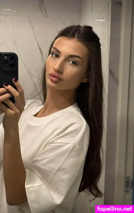 Amelia Lovis OnlyFans Thumbnail #lLwjAY2St0
