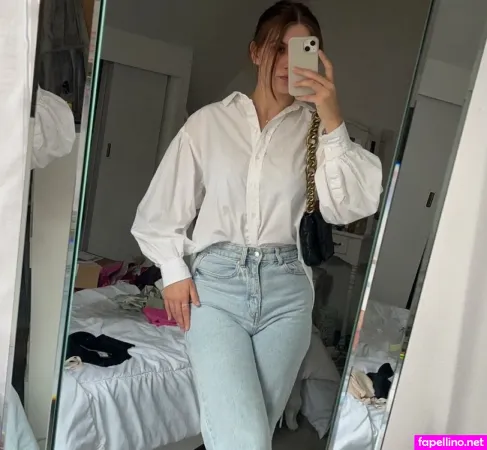 Amelia Mae Cooper OnlyFans Thumbnail #1EPNMRWojD