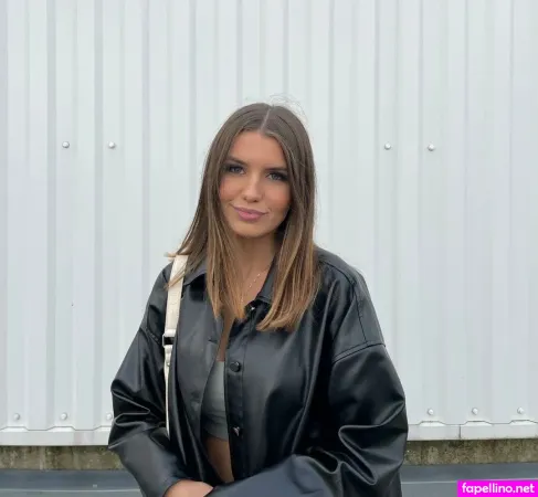 Amelia Mae Cooper OnlyFans Thumbnail #E4uZWSs7Ku