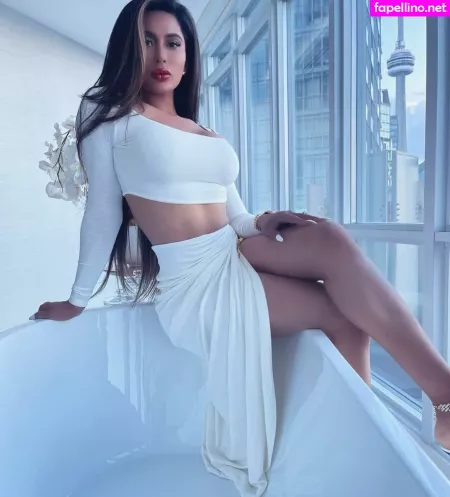 Amelia Maltepe OnlyFans Thumbnail #XKWFvQbpAh