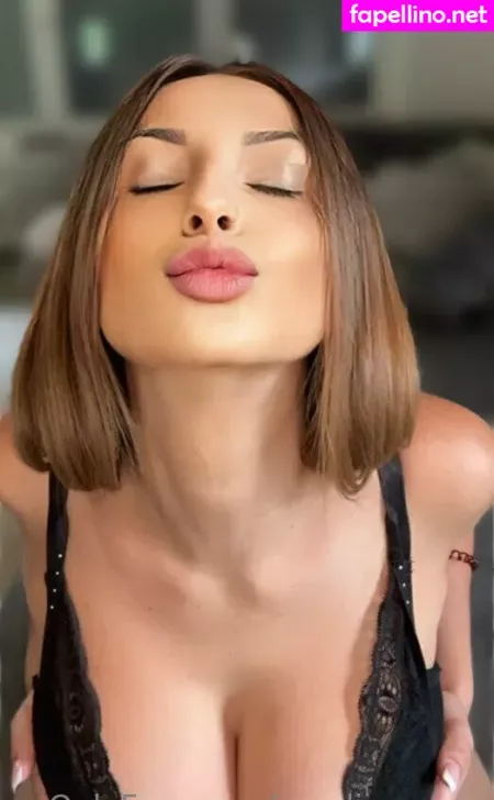 Amelia Russo OnlyFans Thumbnail #XHkNgiYchc
