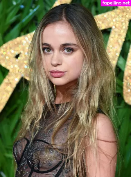 Amelia Windsor OnlyFans Thumbnail #N09h9UpyYC