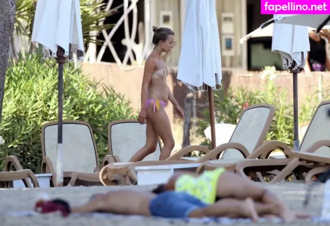 Amelia Windsor OnlyFans Thumbnail #R2WkB62n3n