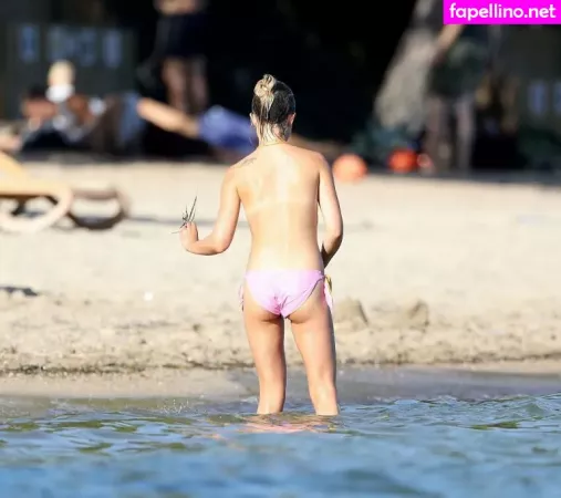 Amelia Windsor OnlyFans Thumbnail #wWBgRZSaMI