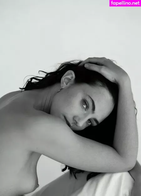 Amelia Zadro OnlyFans Thumbnail #2GEB9x1lpX