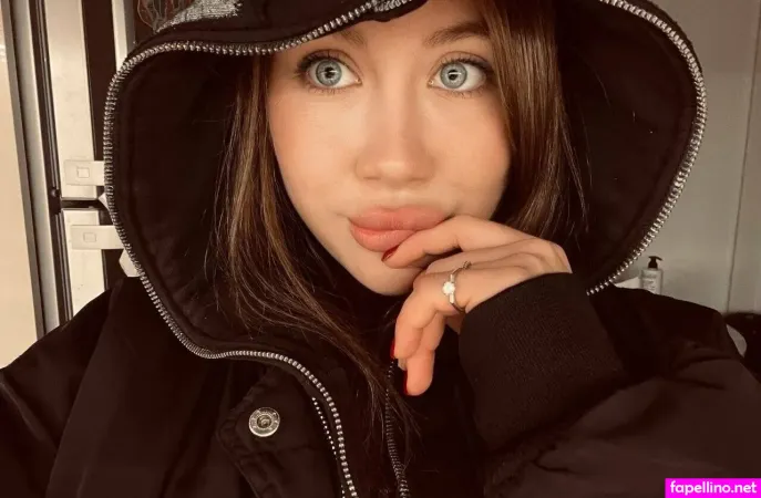 Ameliablacker OnlyFans Thumbnail #ni9RmbIBmN