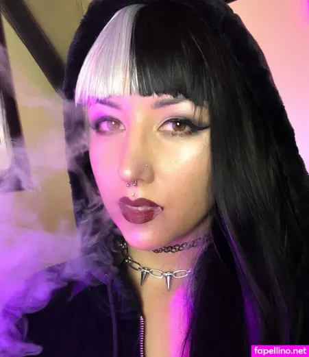 Ameliachimaera OnlyFans Thumbnail #XdJY2uNhru
