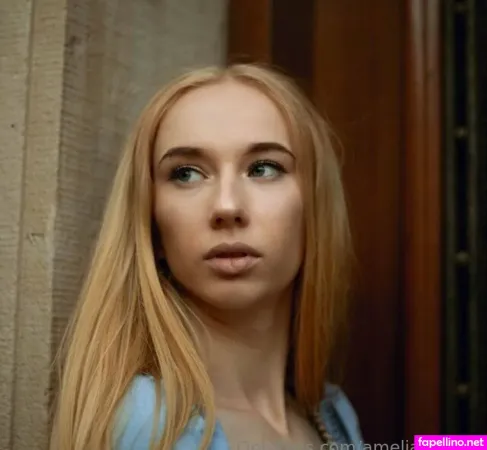 Amelialov555 OnlyFans Thumbnail #8neg8xaGvQ