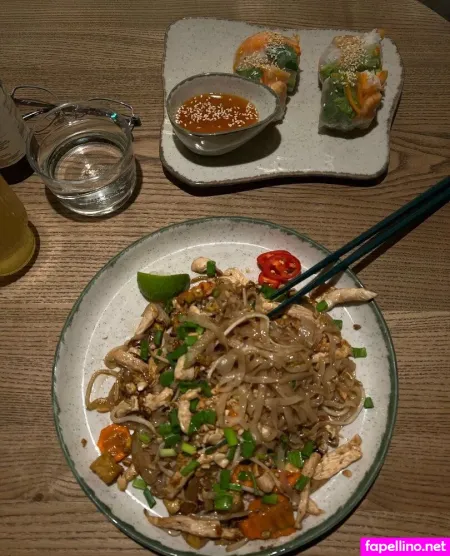 Ameliamoon OnlyFans Thumbnail #1cGZO9HtrL