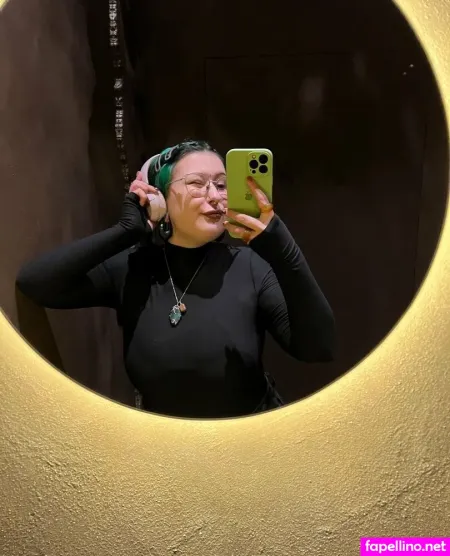 Ameliamoon OnlyFans Thumbnail #AvTLtFEbDY