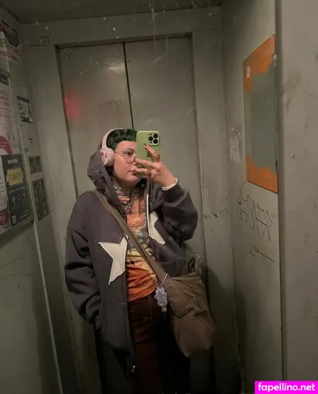 Ameliamoon OnlyFans Thumbnail #V1ZZj4yLXt