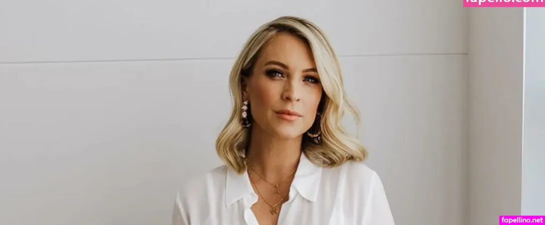 Ameliawebb OnlyFans Thumbnail #H7f9VeA8Sd